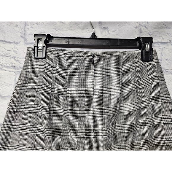 JOHN GALT S BLACK WHITE HOUNDSTOOTH SLIT FRONT SHORT SKIRT - Picture 11 of 16